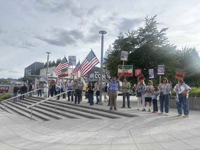 ‘No War With Iran’ rally in Bellevue