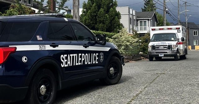 Police searching for South Seattle shooting suspect, say stay put