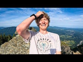 Young man runs up to the summit of Mt. Si without stopping, reaching the top in less than one hour