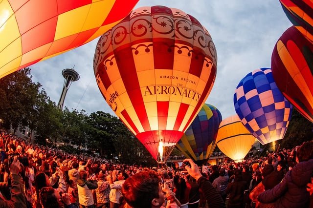 A few photos from the Seattle Center Hot Air Balloon Spectacular.
