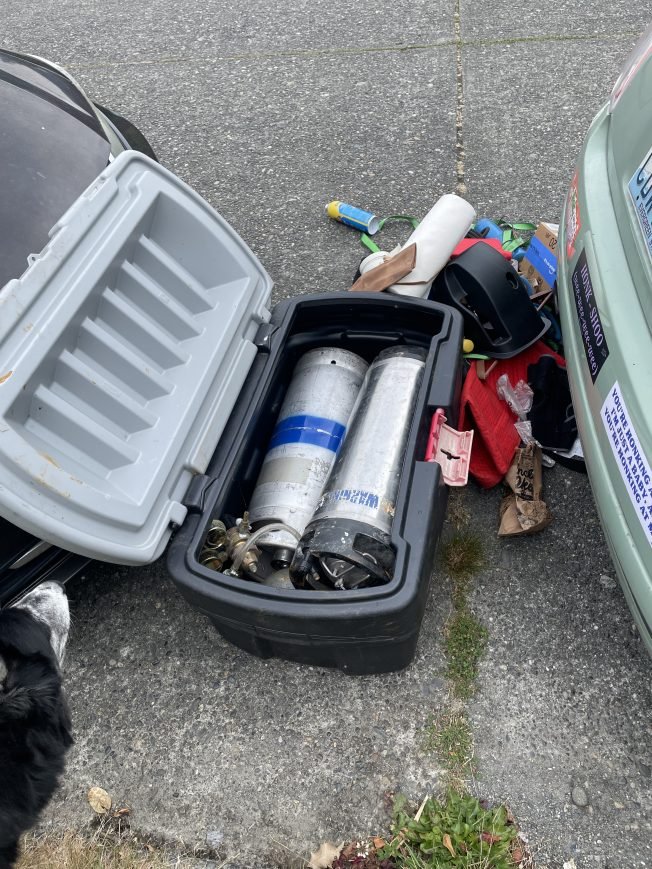 From the ‘dumped-possibly-stolen’ file: Recognize this toolbox?