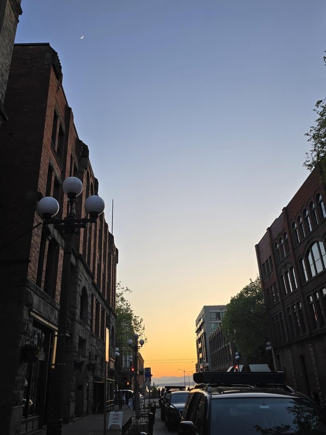Sunset at Pioneer Square