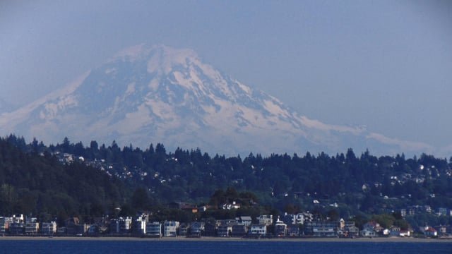 The Mountain was out (kinda)
