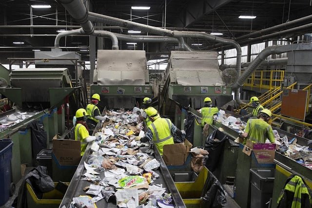 Broken no more: Seattle’s glass recycling is back in business