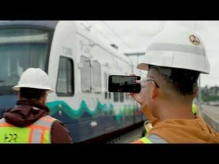 First Train on the I-90 Bridge – Extended Video