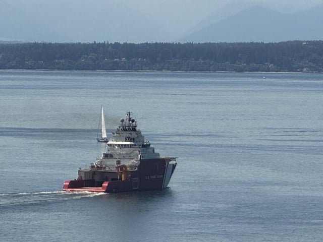 The Icebreaker is on the move!