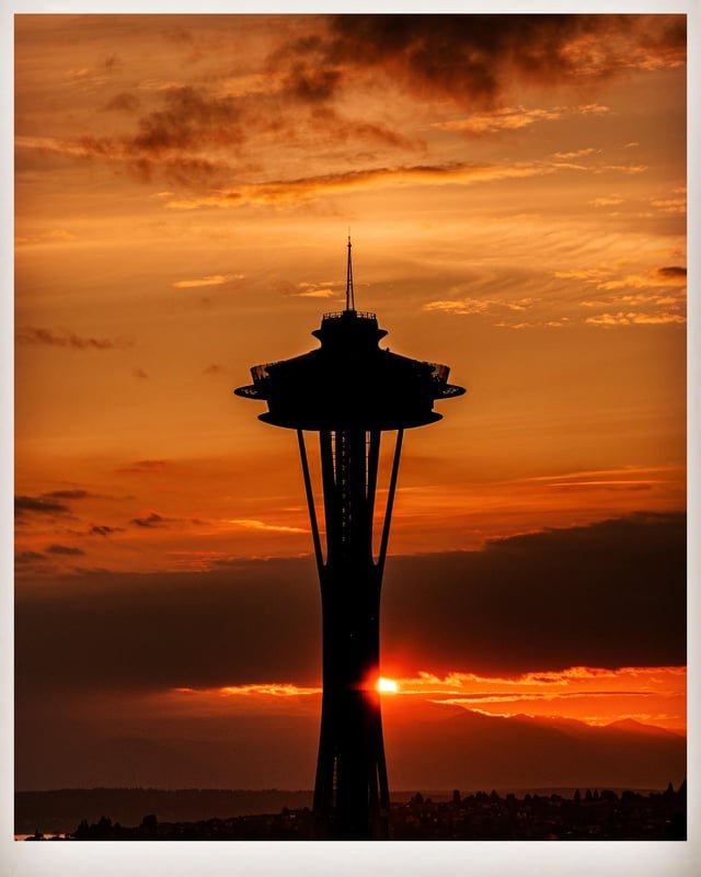 Sunset Space Needle