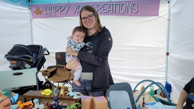 HAPPENING NOW: Alki Art Fair 2025, final day
