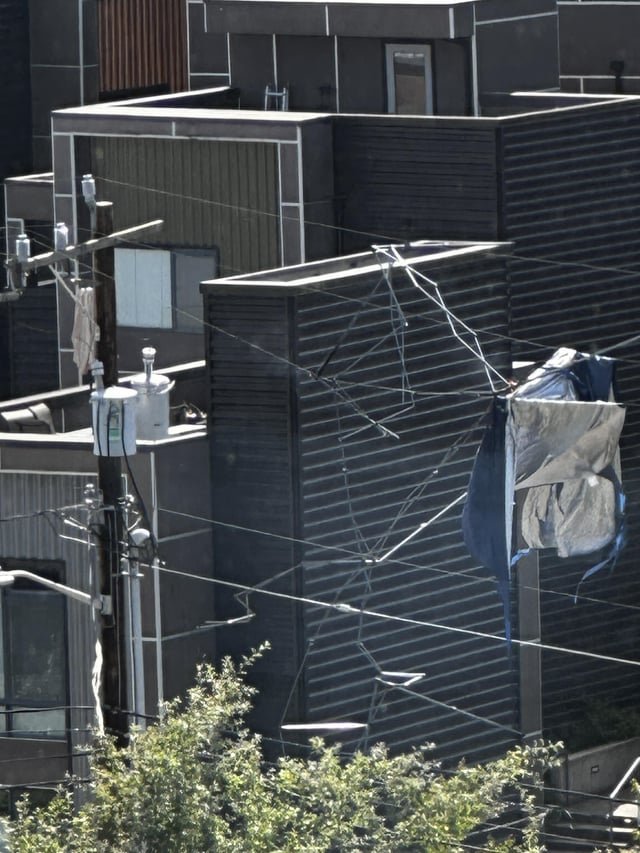 Canopy got blown into power lines near Ranier, secure your stuff people!