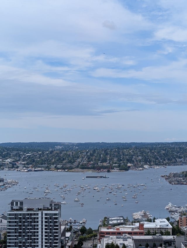 For anyone still planning to take a boat / paddle board out, here’s the ones already on the water at 5
