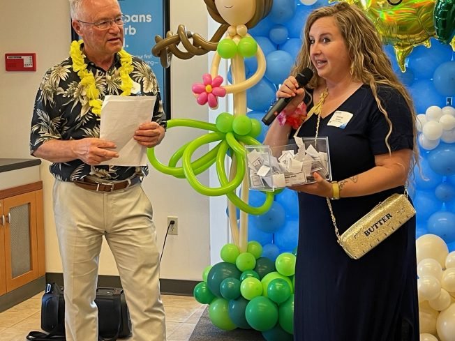 BIZNOTE: HomeStreet Bank celebrates small-business showcase change while hosting Chamber party