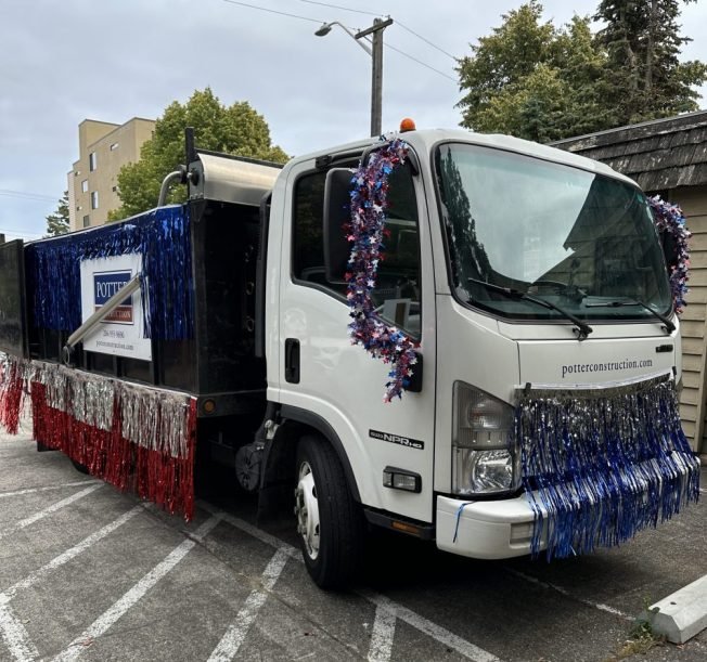 COUNTDOWN: What to know about Saturday’s West Seattle Grand Parade, even if you aren’t planning to watch it, and Float Dodger 5K