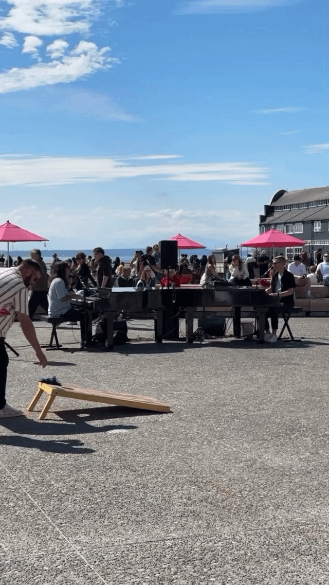 Anyone know the piano singer duo that performed at Pier 58 on Saturday 7/26?