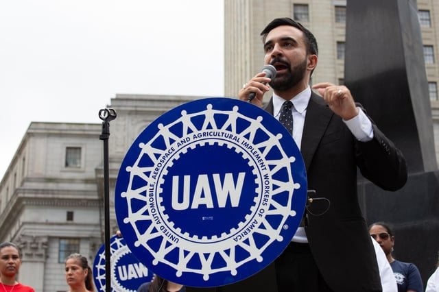 Jayapal had breakfast with Zohran and endorsed him