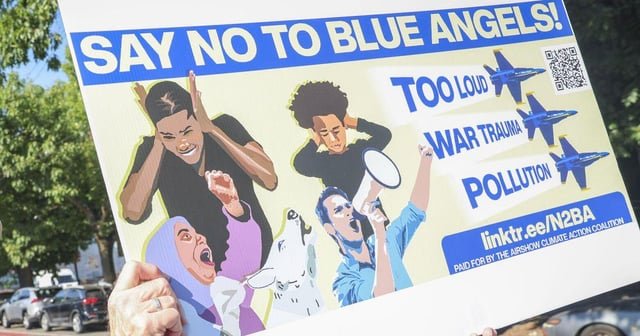 ‘Say no to Blue Angels,’ new billboard says in Seattle