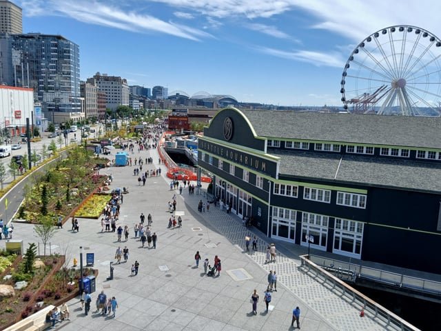 Visited my old hometown for the first time in four years and wanted to comment on how awesome the waterfront is. New walkway is great, whole area is nice and clean, and I really liked the swings with a view. Getting rid of the viaduct was an incredible thing to do.