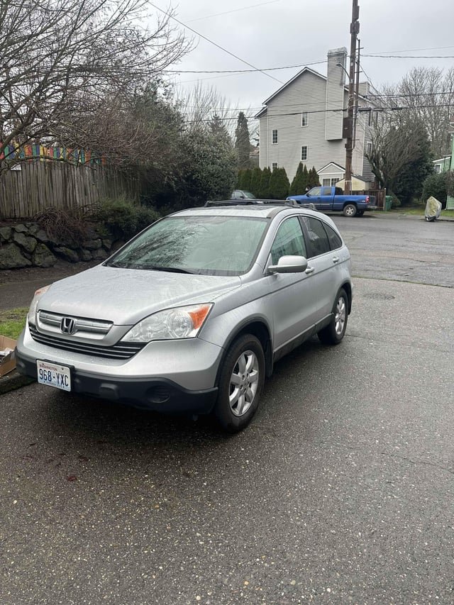 Stolen Car Alert: Silver Honda CRV from North Capitol Hill