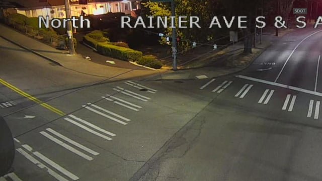 Video shows suspect setting fire to Seattle funeral home