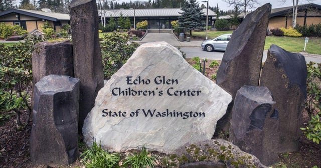 WA state employee stopped at Canada border, held by ICE in Texas, union says