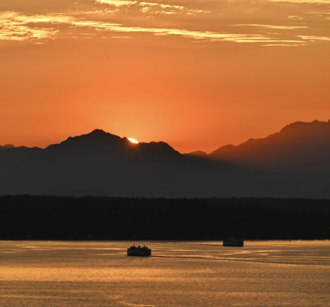 WEST SEATTLE SUNDAY: 24 notes