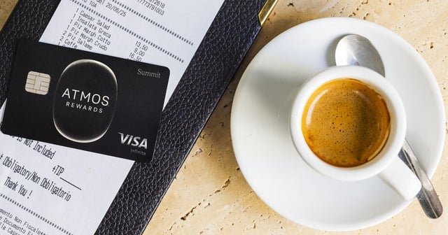 Alaska Airlines unveils new loyalty plan, premium credit card