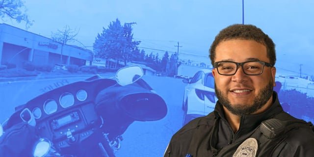 Moto cop scolded, threatened woman and child over actions of guy they barely knew