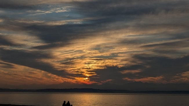 WEST SEATTLE SATURDAY: 30 notes as your holiday weekend begins!