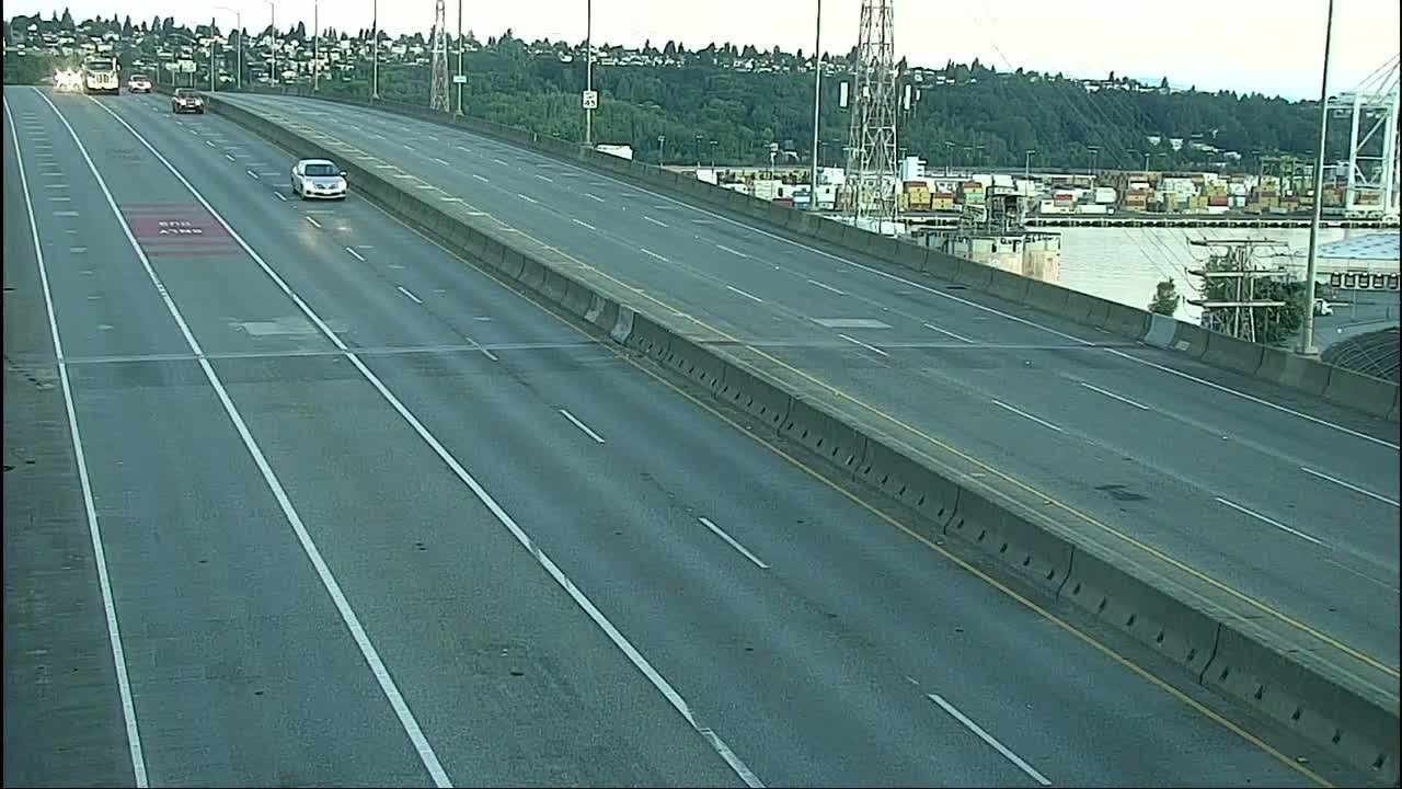 TRAFFIC CAMS, WEATHER, ROAD WORK, TRANSIT: Monday info