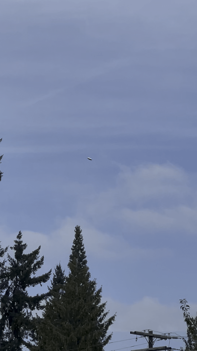 Anyone see the UFO flying over Bellevue?