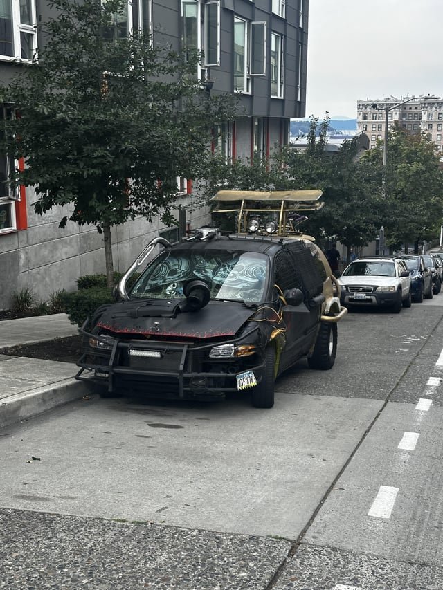 This guy is prepared to leave Seattle, no matter what.