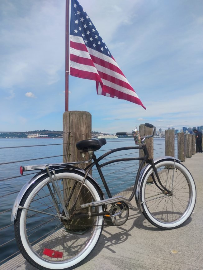 WEST SEATTLE CRIME WATCH: Stolen classic beach-cruiser bicycle; followup on stolen ebike