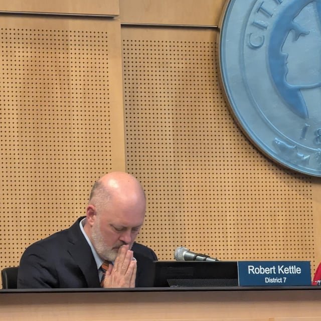 Our Cheerleader, Councilmember Kettle, enjoying a quiet moment during today’s city council meeting. We love you, Bob! Thank you for ensuring that we’ll have plenty of eyes all over Seattle. 👀