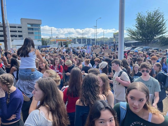 HAPPENING NOW: Student protest at district HQ over lunch change