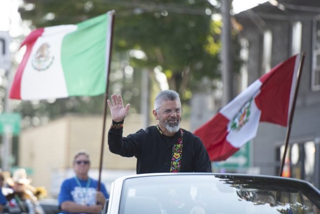 PHOTOS, VIDEO: Fiestas Patrias celebration begins with spirited South Park parade