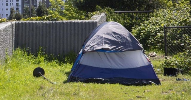 Mayoral candidates take opposing tacks on homelessness response