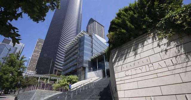 Harrell’s campaign consultant got special access to City Hall this year (ST)