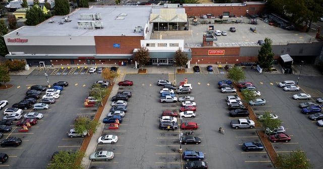 How WA politicians are trying to save a Seattle-area Fred Meyer