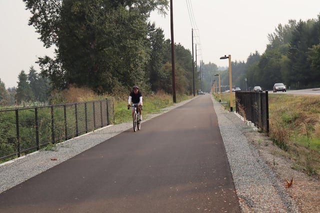 Redmond Celebrates Opening of Trail Connection to Eastrail Corridor – The Urbanist