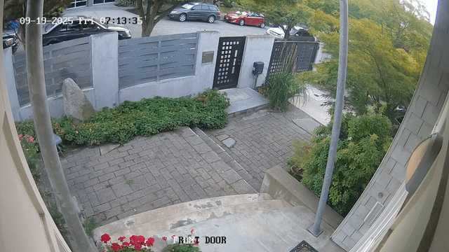 Car Stolen in broad daylight, Queen Anne