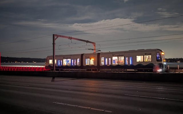 Midnight Light Rail Test Last Time It Will Ever Run That Late