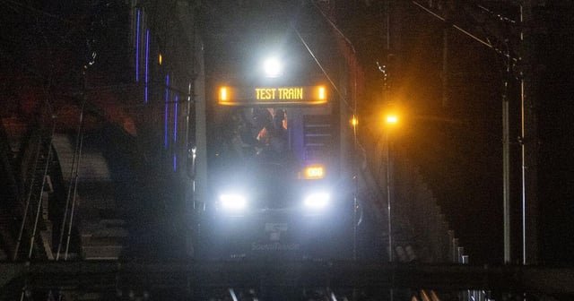 Seattle Light Rail Makes History With Test Run Across I-90 Floating Bridge