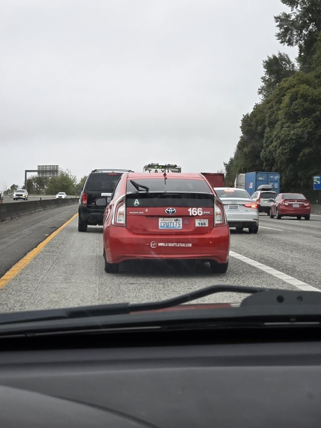 Is it just me or are Prius taxis always the craziest drivers 😂