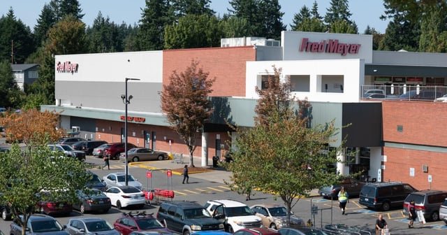 North Seattle neighborhood braces for closure of main grocery store