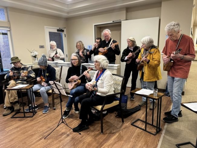 VIDEO: Celebrating The Ukes for ‘spreading music and joy’ to West Seattle seniors