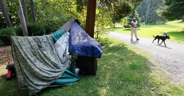 Seattle residents report encampments in record numbers