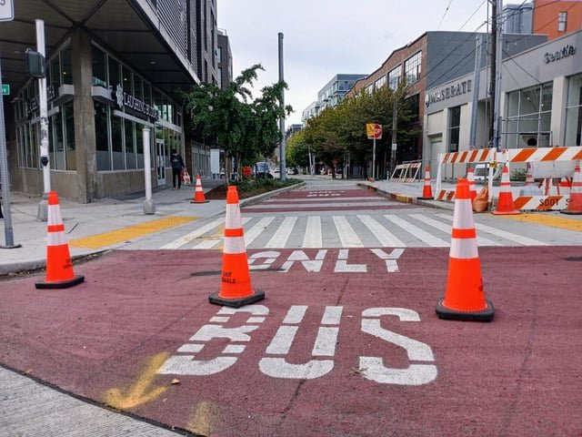 What’s Easier than Adding a Bus Lane in Seattle? Deleting One » The Urbanist