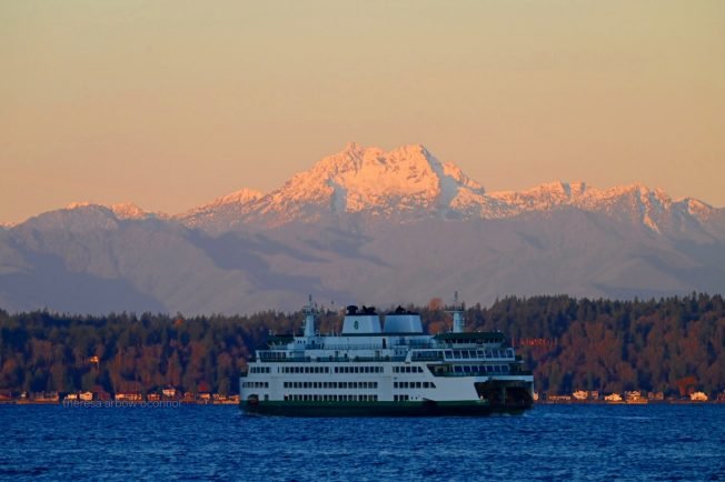 WEST SEATTLE SATURDAY: Your 30+ holiday and non-holiday options!