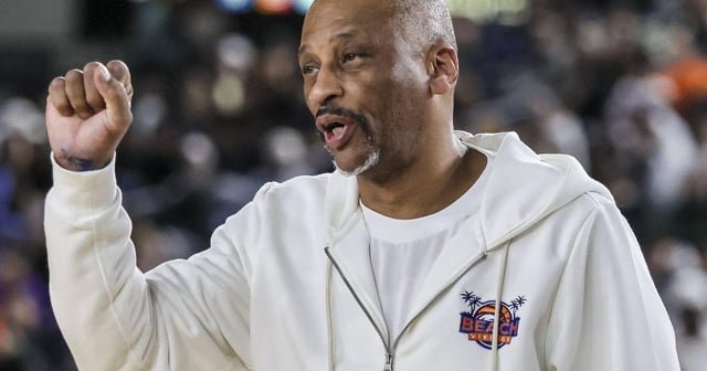 Nation’s top boys basketball recruit enrolls at Rainier Beach