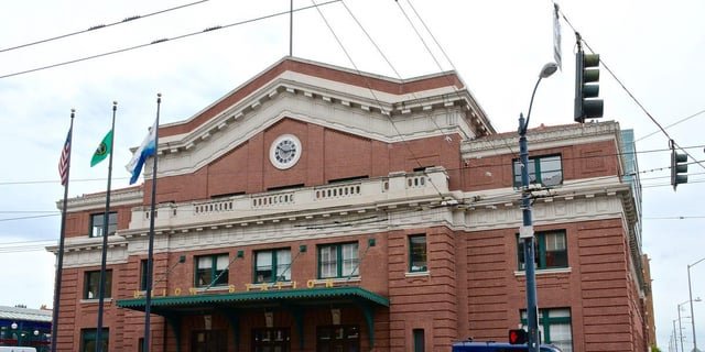 Staffers Say Sound Transit Refused to Bargain on Return-to-Office Policy, Use of Consultants