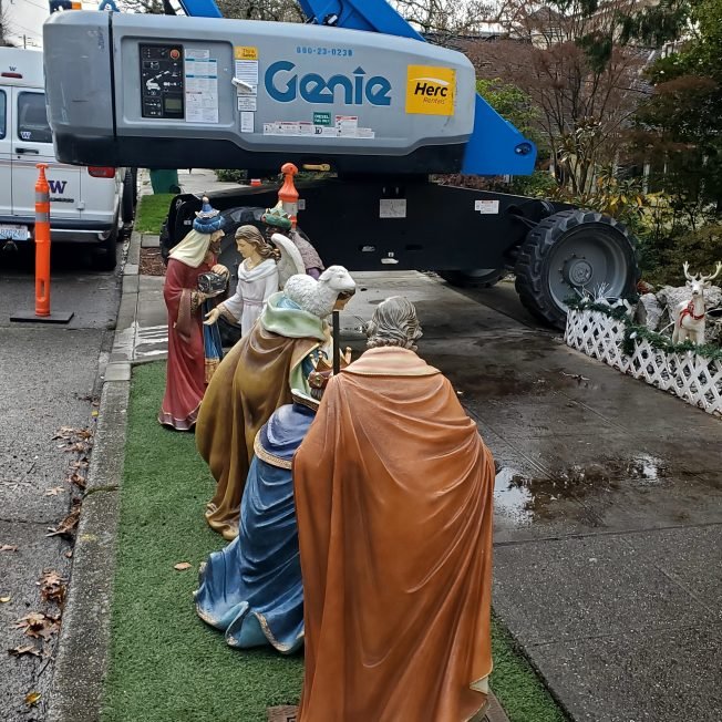 WEST SEATTLE CHRISTMAS LIGHTS: Ready to show yours?